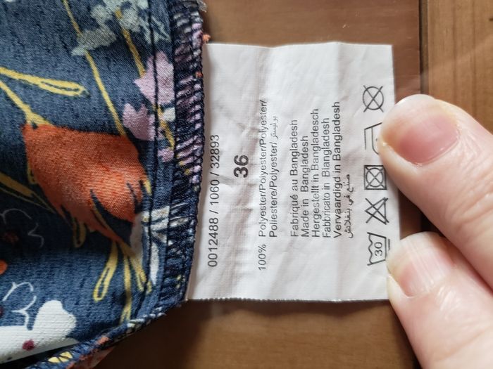 Débardeur à bretelles bleu marine fleuri - photo numéro 6