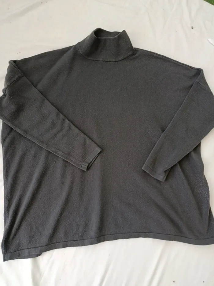 Pull large col roulé gris Camaïeu taille L