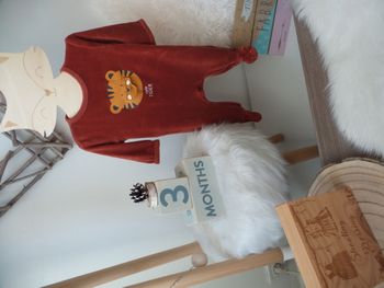 Jolie pyjama velour marron Tigre Cute tiger Kiabi mixte bébé fille bébé garcon 3 mois 56cm 62cm