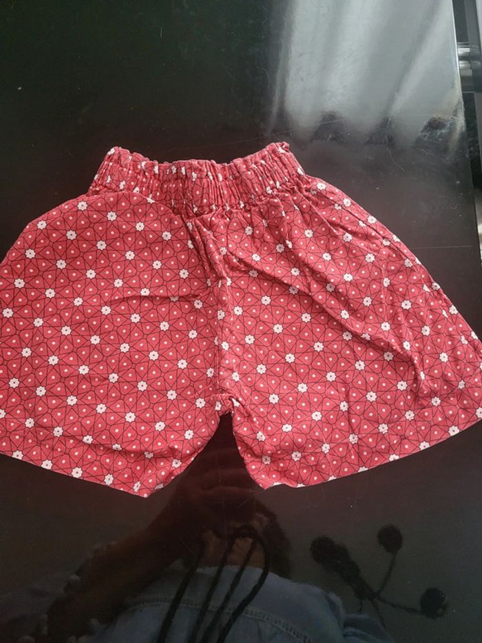 Ensemble rouge fait main 24 mois - photo numéro 3