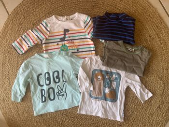 Lot de 5 tshirts manches longues taille 3 mois