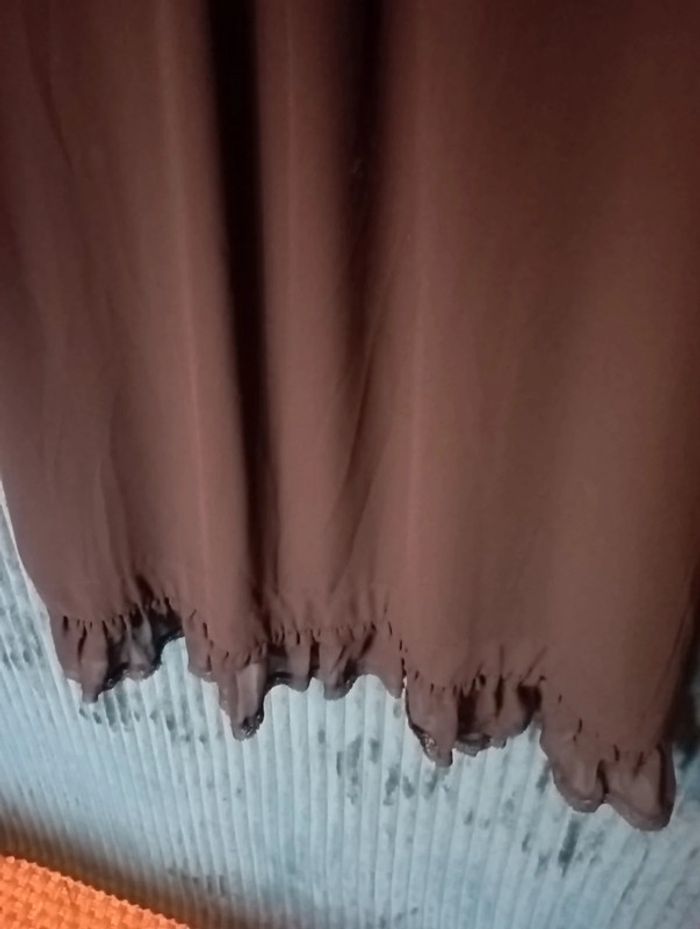 Robe chic en voile noir bordé dentelle - photo numéro 6