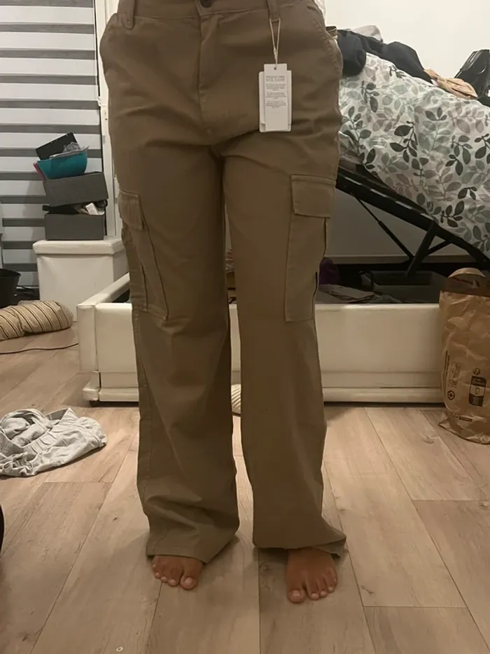 Cargo stradivarius beige taille 42 neuf avec étiquette - photo numéro 8