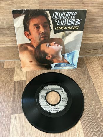 Vinyle 45 tours-Charlotte et Gainsbourg-Lemon Incest