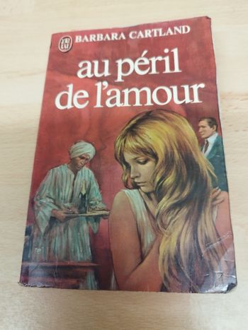 BARBARA CARTLAND

au péril de l'amour