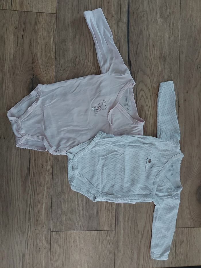 Lot 2 bodies ML 6 mois