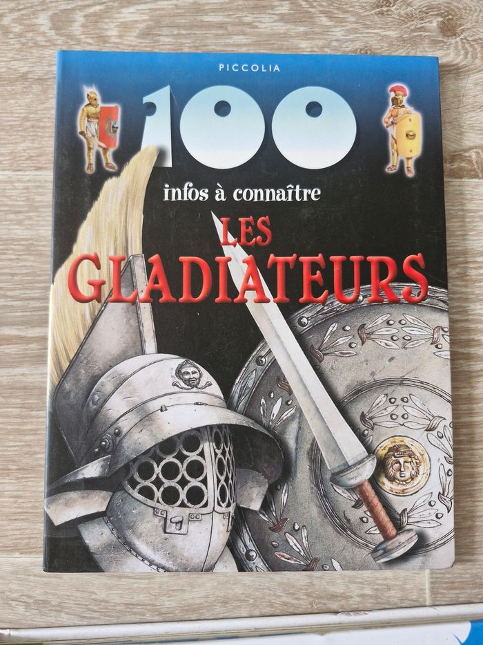 Lot de livres Historiques pour enfant de 7/8 ans - photo numéro 2