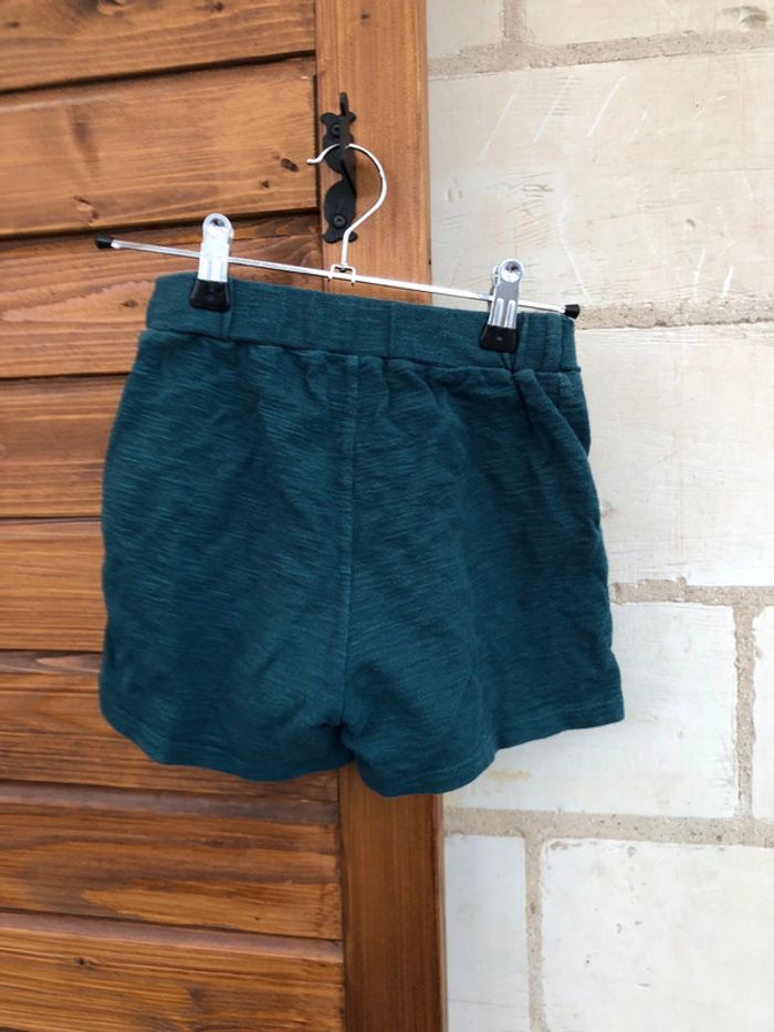 Short tape à l’œil - photo numéro 2