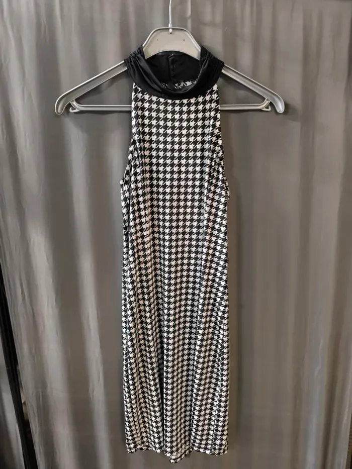 246445 robe noire/blanc femme S