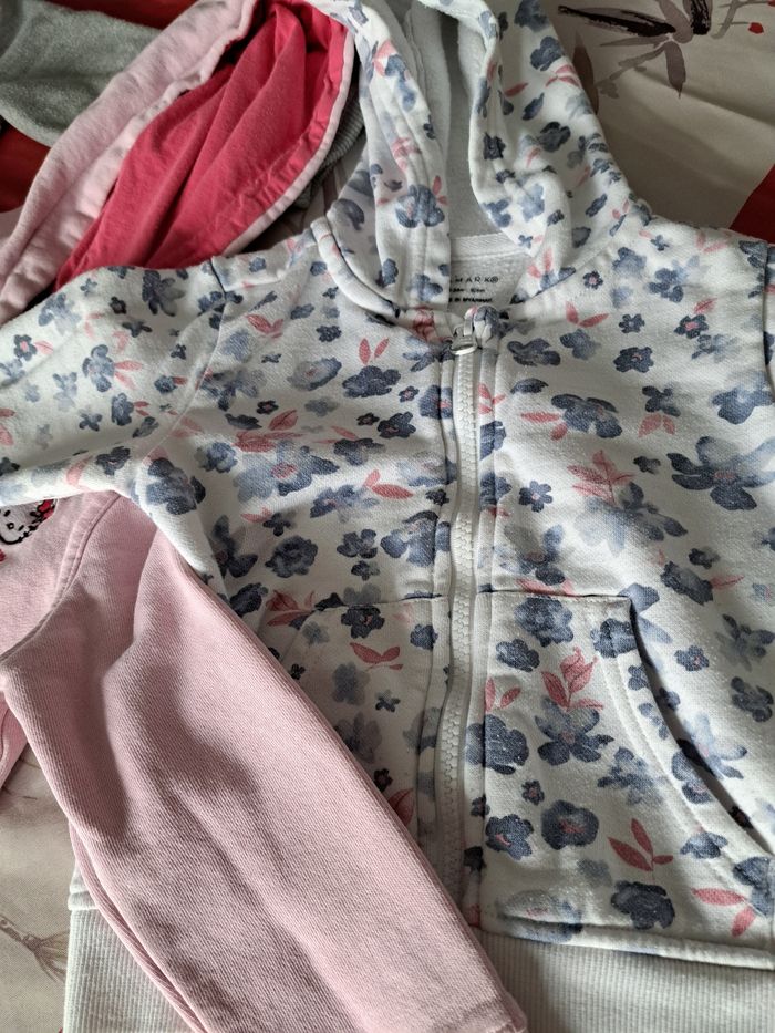 4 p gilets 18/24m - photo numéro 2