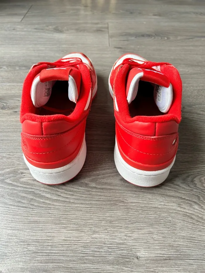 Baskets Adidas Forum Low CL Taille 44 - photo numéro 3
