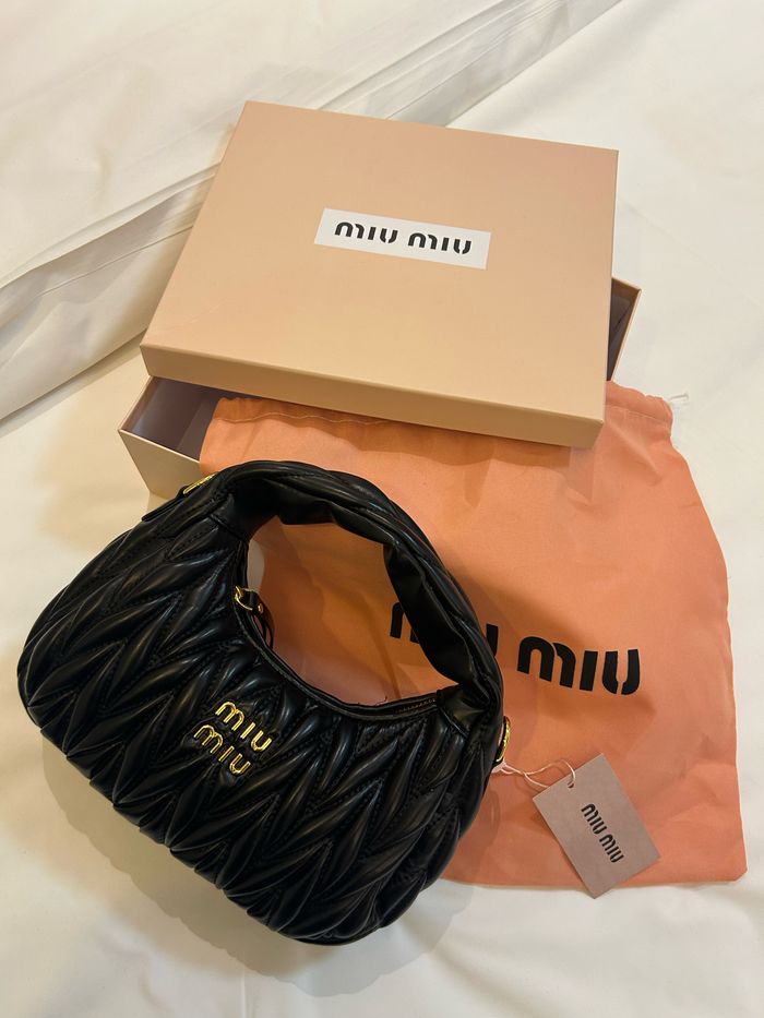 Sac à main miumiu neuf