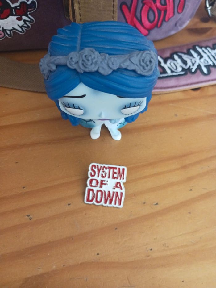 Pin's System of a Down