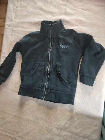 Gilet zippé