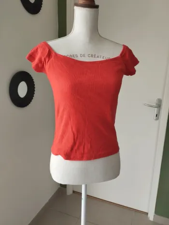Top rouge
