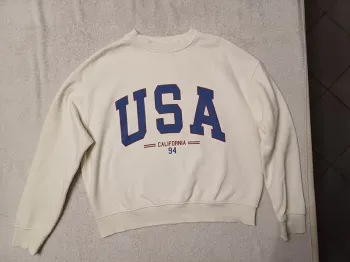 Sweat blanc XXS Kiabi 12 ans (réf perso G-P38)(familleac72)