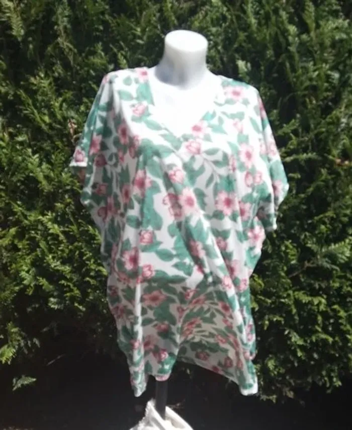 Tunique style chauve-souris légèrement transparente taille L H&M