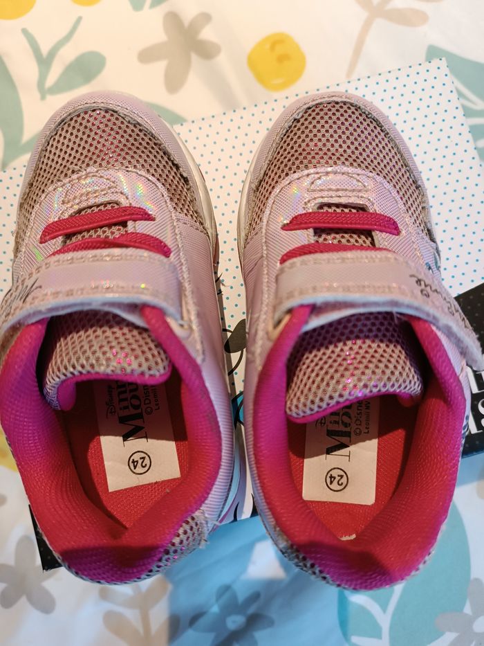 Chaussures lumineux Minnie - photo numéro 5