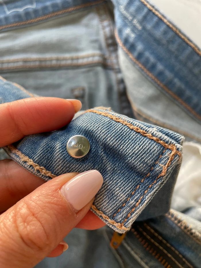 Jean Levi’s slim taille 30 - photo numéro 6
