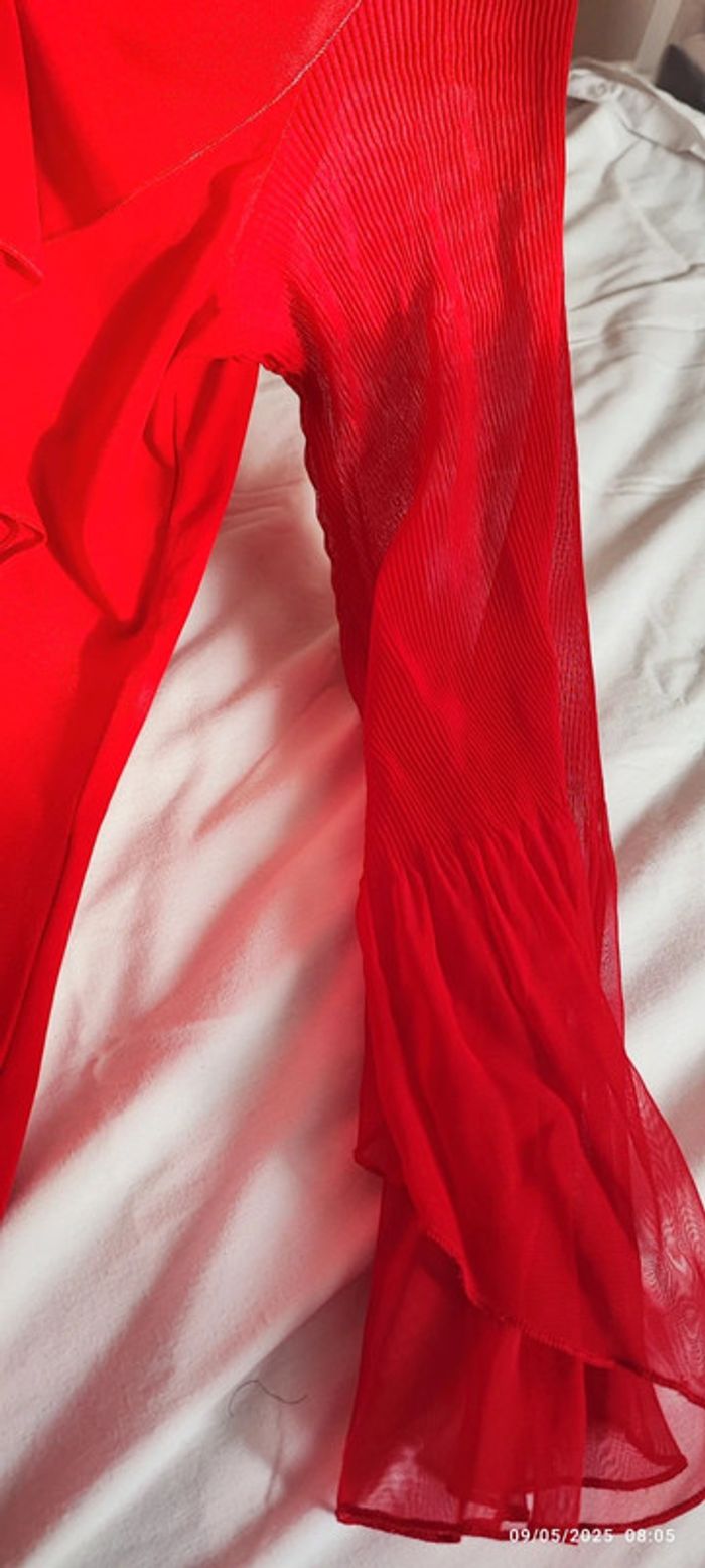Haut rouge à volants - photo numéro 5