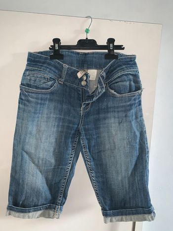 Short jeans