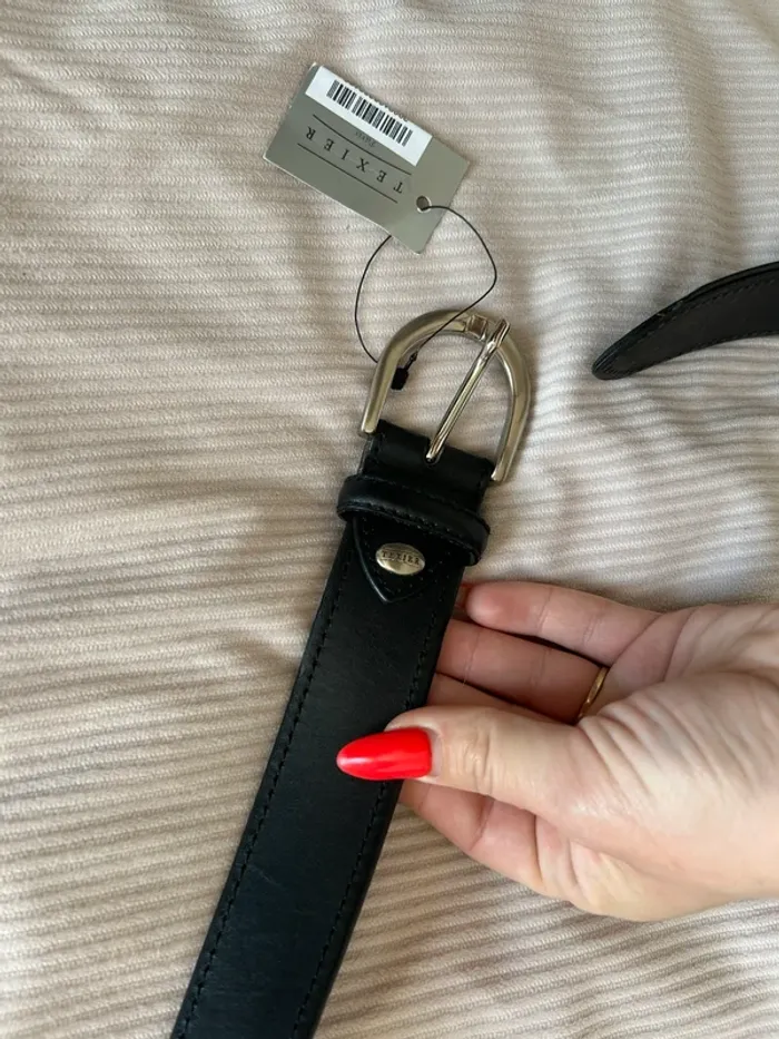 Ceinture noire Texier P 0555 – Cuir véritable – Neuve avec étiquette – Taille 100/40 - photo numéro 2