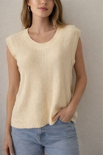 Pull sans manche jamais porté bon prix