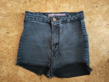 Short fille taille 10/12 ans Zara