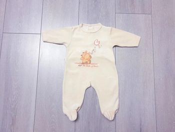 Pyjama en velour jaune. Garçon 3 mois