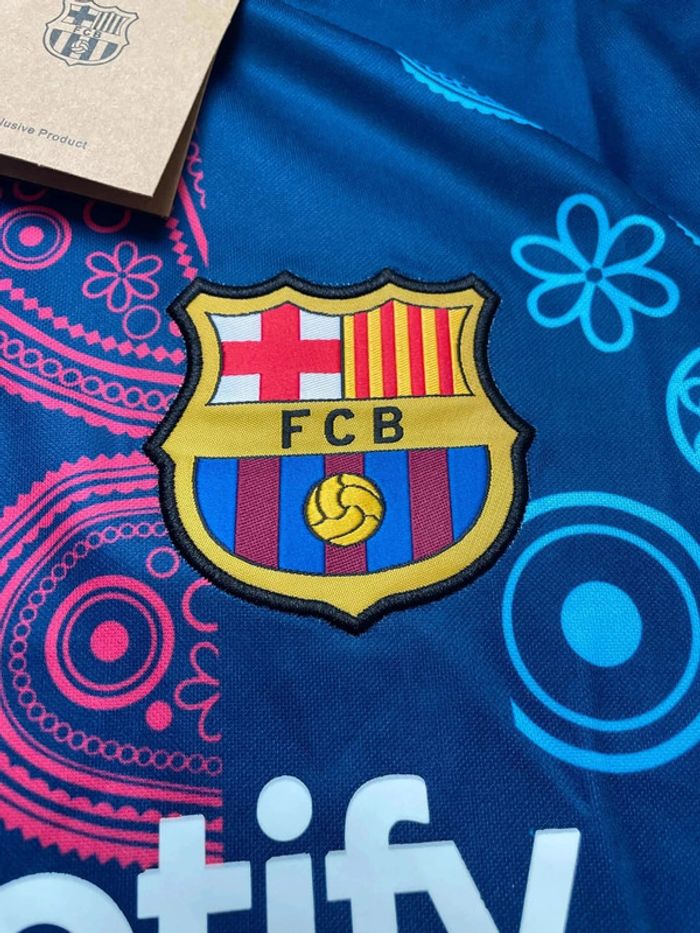 Maillot concept foot Barcelone bleu édition Paisley taille M - photo numéro 7
