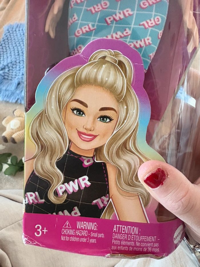 Barbie dans son blister neuve - photo numéro 5
