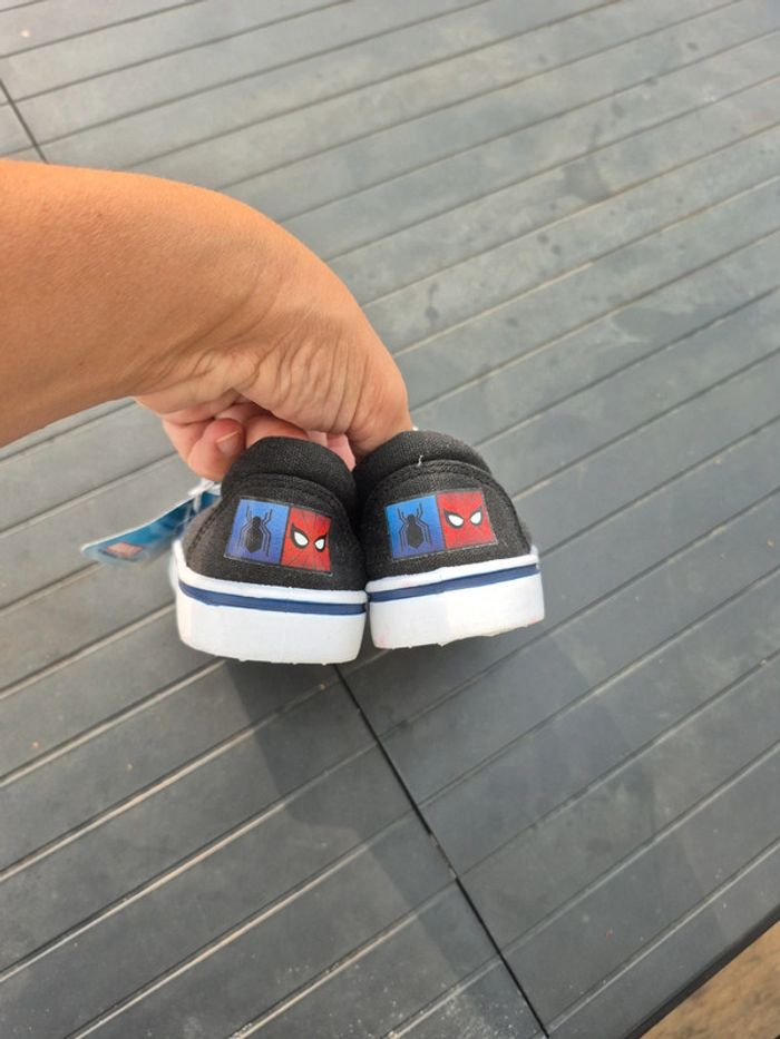 Chaussures spiderman - photo numéro 3