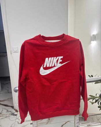 Pull Nike 