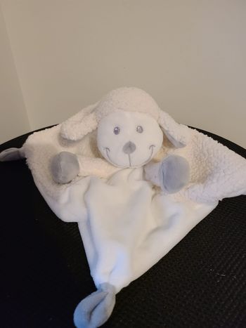 doudou mouton