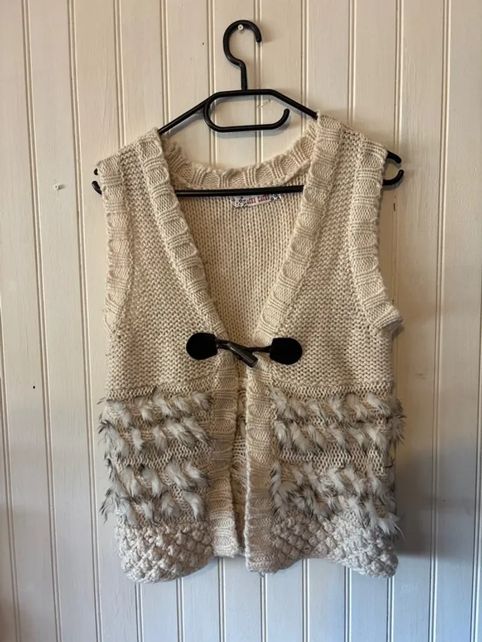 Gilet sans manche cache cache