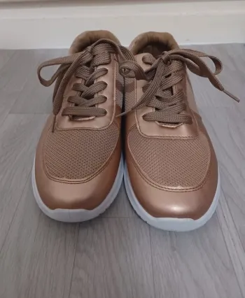 Basket rose cuivré brillant