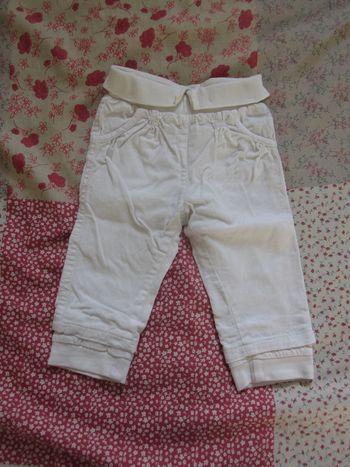 Pantalon velours fines raies blanc 6 mois