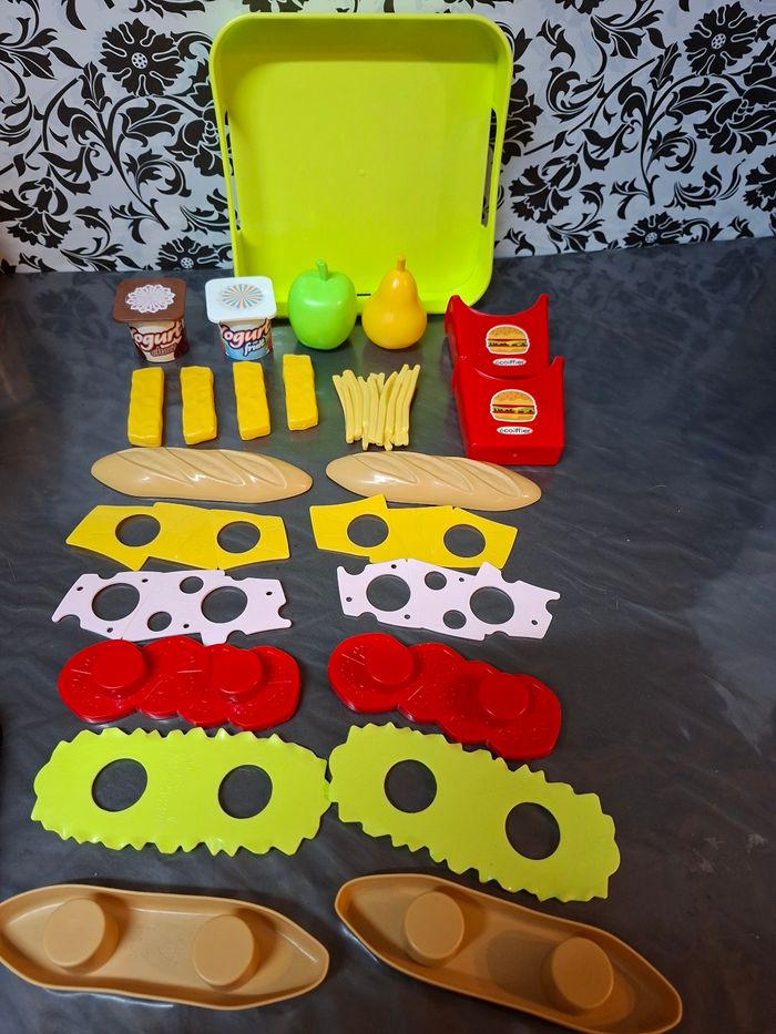 Dinette pour enfant plateau sandwichs - photo numéro 5