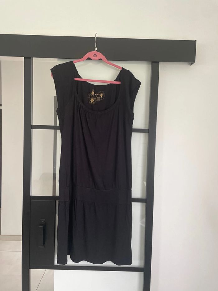 Robe noire