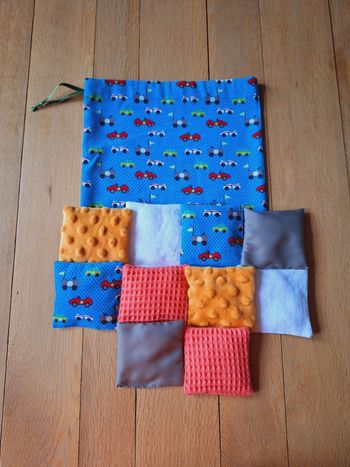 Montessori 10 coussins sensoriels