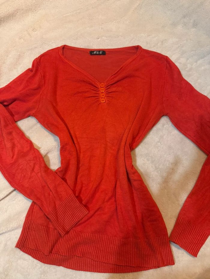 Pull fin rouge - photo numéro 9