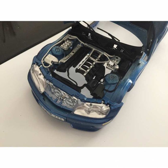 carcasse coque feux av pièce détaché bmw z3 m roadster 1/18 1/18e 1/18eme burago - photo numéro 4