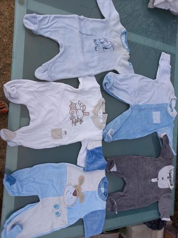 lots de vêtements garçon 0 / 1   43pièces
