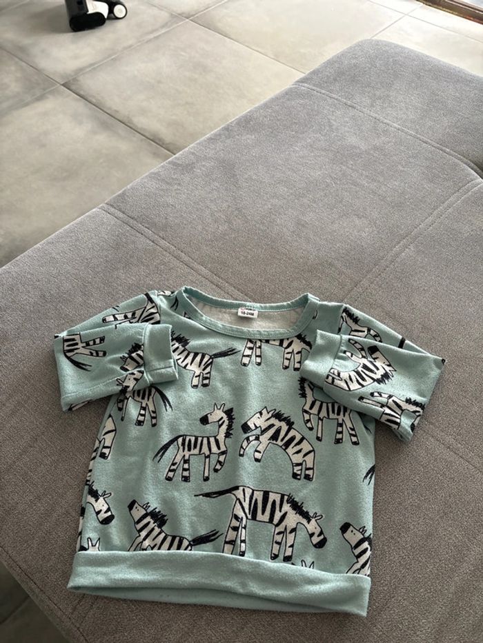 Pull léger bébé
