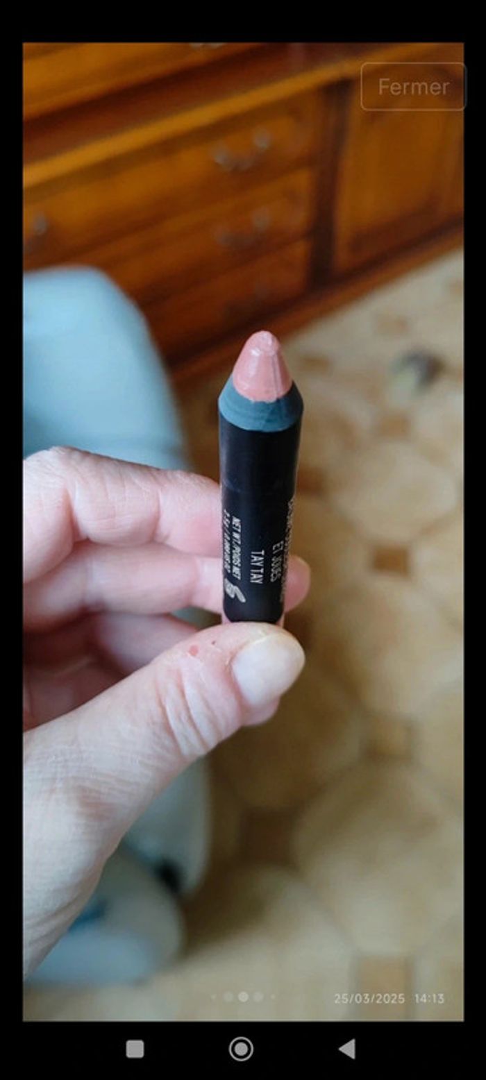 NudeStix Gel Color lip + Cheek Balm Mini + Taille Crayon intégré dans Teinte Taytay - photo numéro 7