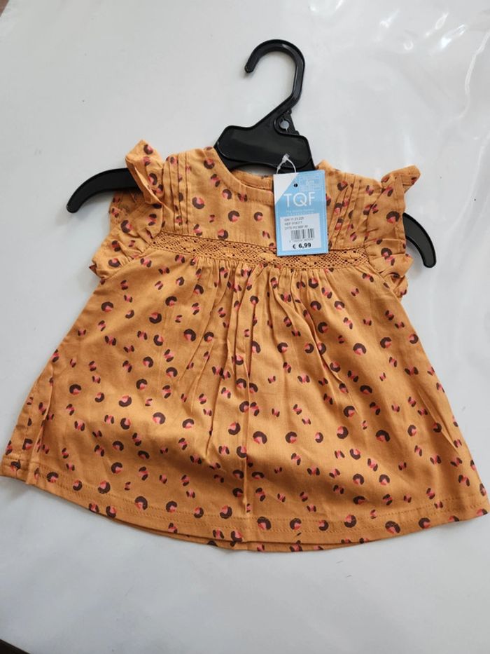 Jolie blouse bébé fille taille 6mois