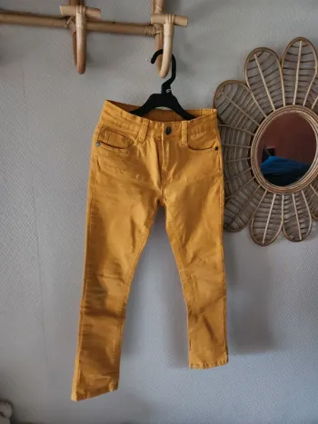 Pantalon jaune moutarde orchestra