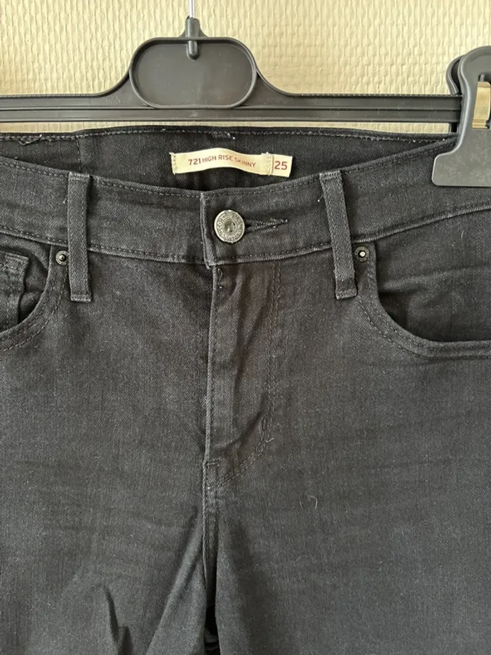 Levi’s 721 High Rise Skinny - taille 25 - photo numéro 2
