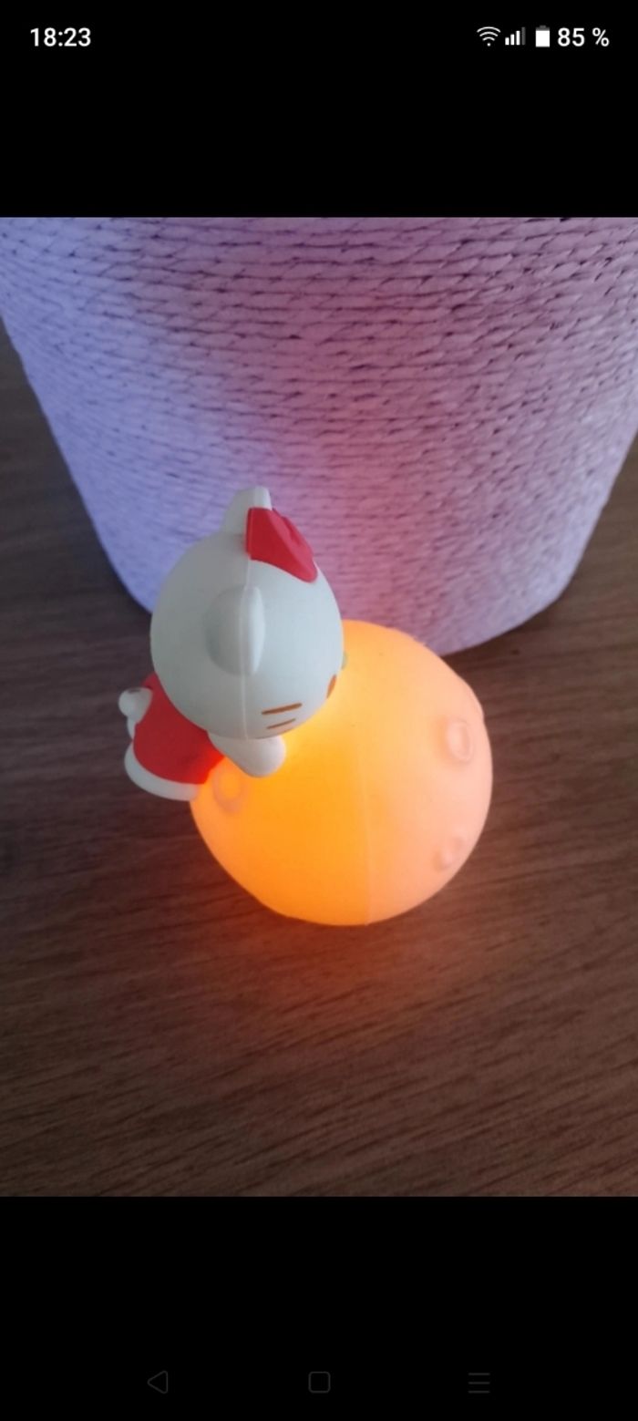 Figurine lumineuse Hello Kitty - photo numéro 3