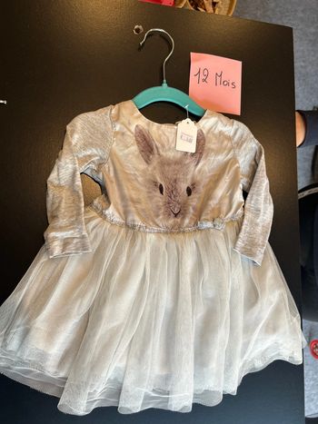 Robe grise tulle pailletée